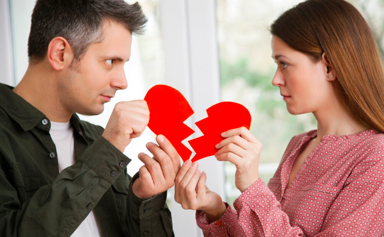 甘肃离婚如何申请财产保全冻结对方账户